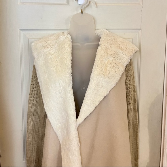 Angeleno Mixed Media Open Coat - Picture 2 of 16